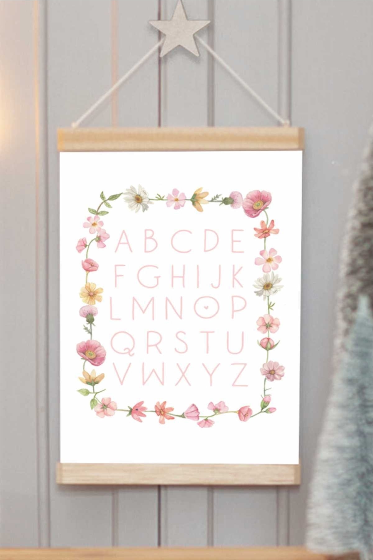 Çiçekli Alfabe İpli Askılı Kanvas Poster