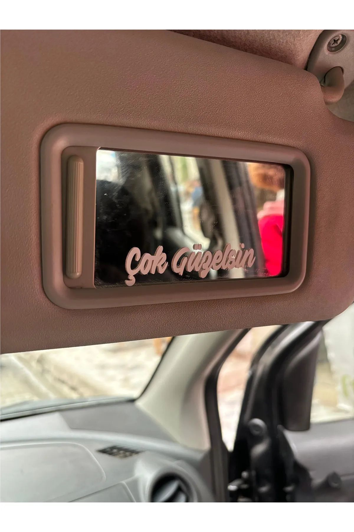 Hologram Çok Güzelsin Güneşlik Ayna Yazısı Araba-Motosiklet Cam Etiket Sticker 7,5x2cm Beyaz