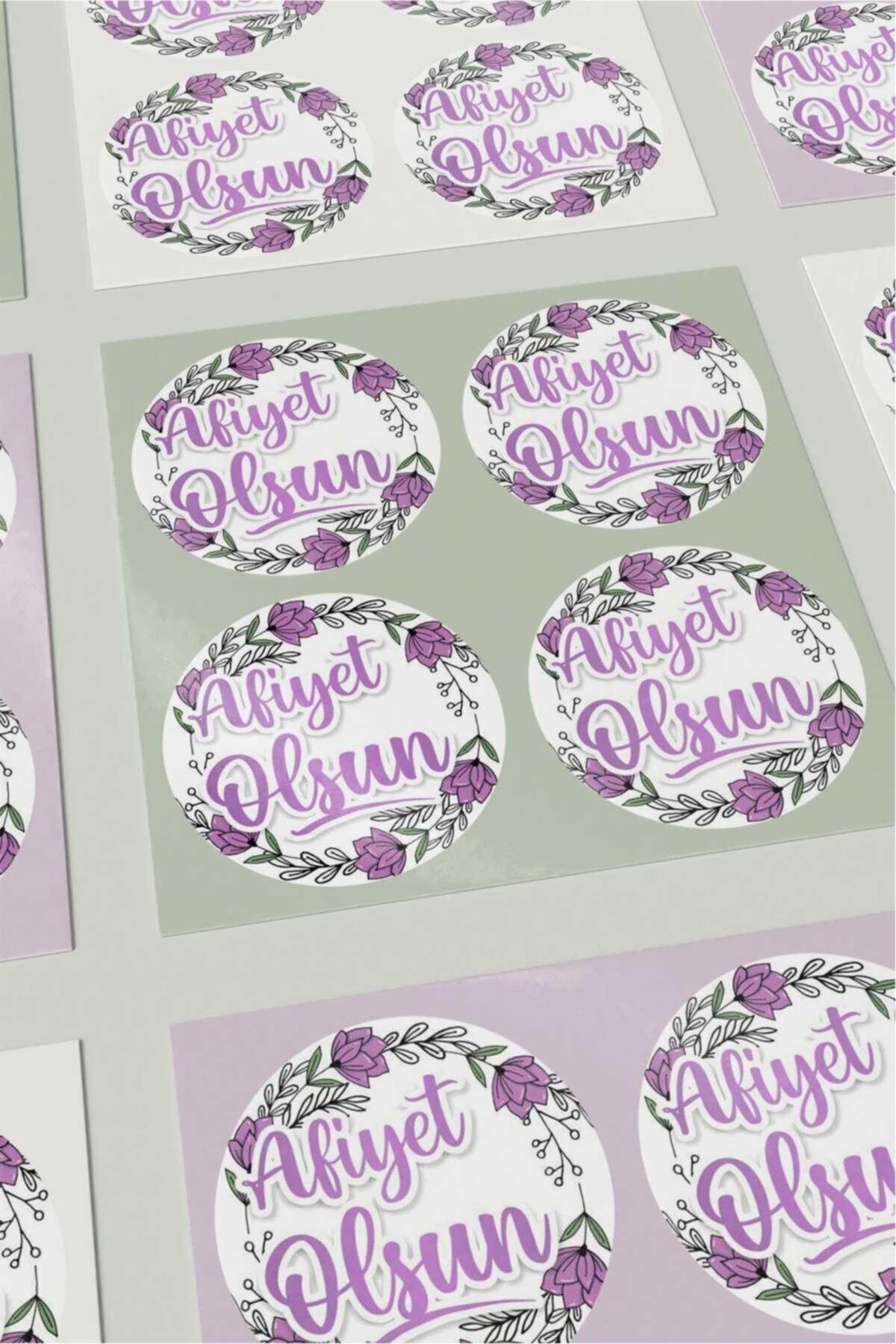 Afiyet Olsun Mor Çiçekli Sticker 70 Adet 4 Cm Çapında
